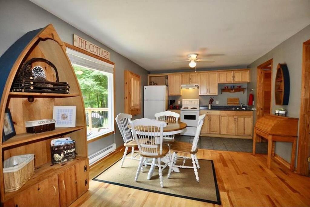 Вилла Muskoka Manor Dwight Экстерьер фото